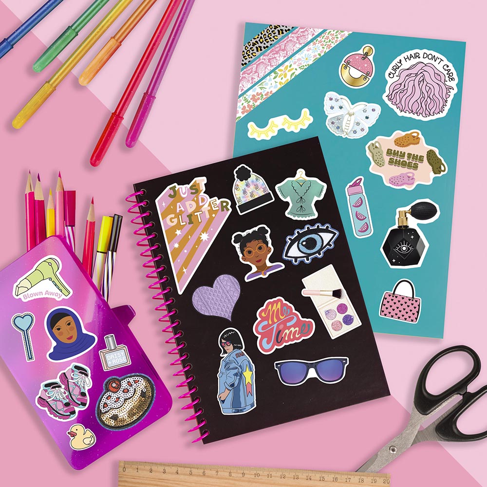 1000+ Fashion Sticker Book 1000+ Fashion Sticker Book